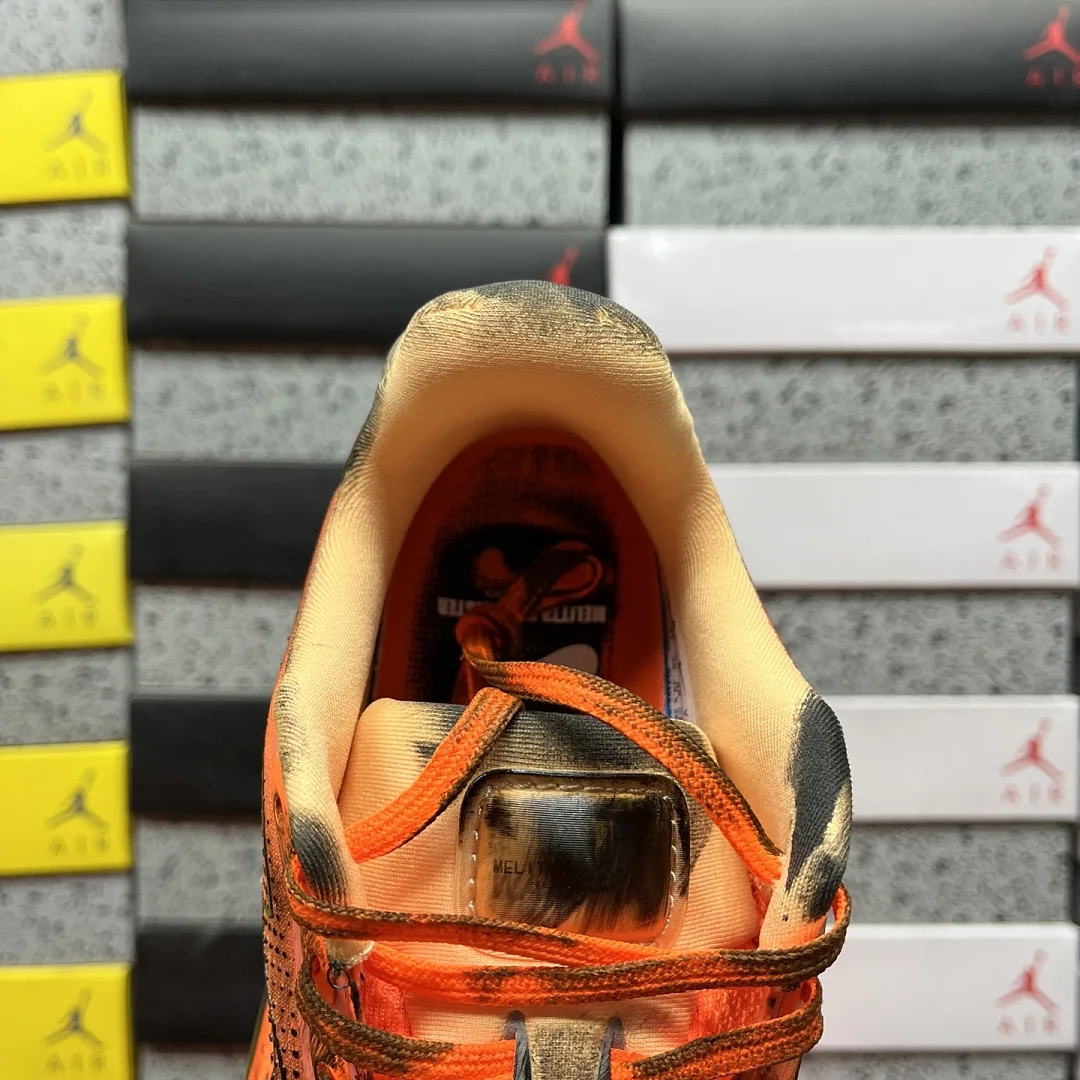 나이키 [CG] 보메로 프리미엄 IQ7166-800 202006 Nike Vomero Premium Melitta Baumeister 상세 이미지 7