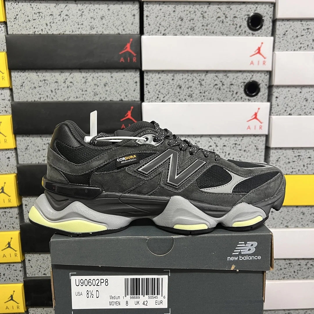 뉴발란스 [C] 9060 U90602P8 202227 New Balance 9060 상세 이미지 1