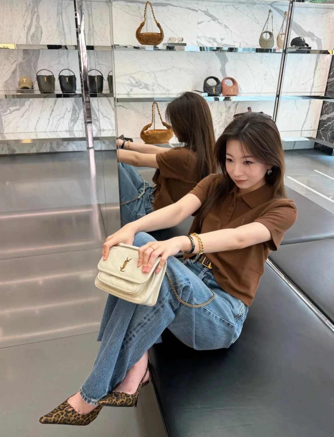 생로랑 자수 로고 카라 반팔 티셔츠 상세 이미지 8