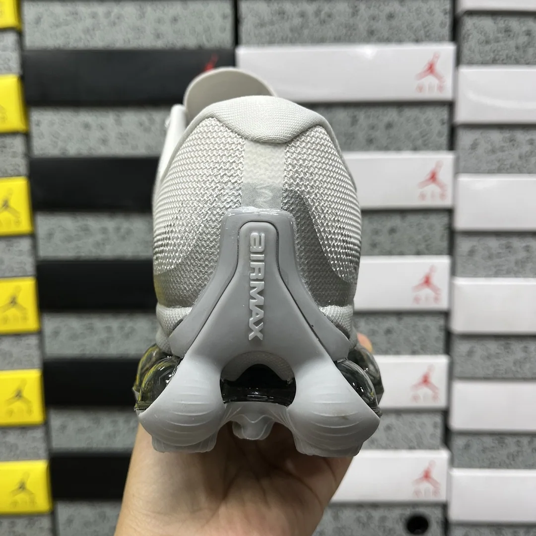 나이키 [EG] 에어 화이트 실버 그레이 IQ7634-007 201670 Nike Air Liquid Max 상세 이미지 3