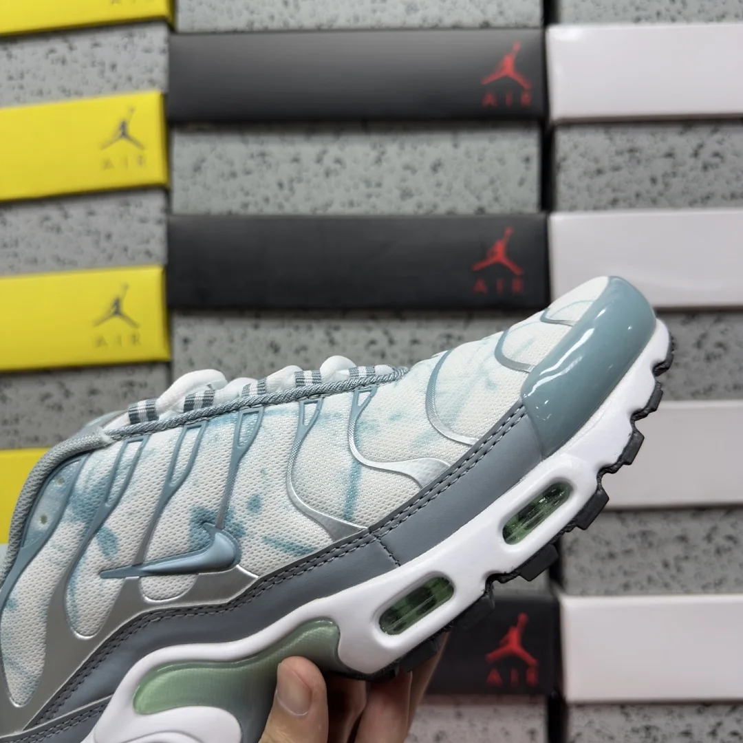 나이키 [BD] 에어 맥스 플러스 블루 화이트 FV0394-300 201905 Nike Air Max Plus Origins Waterway 상세 이미지 4