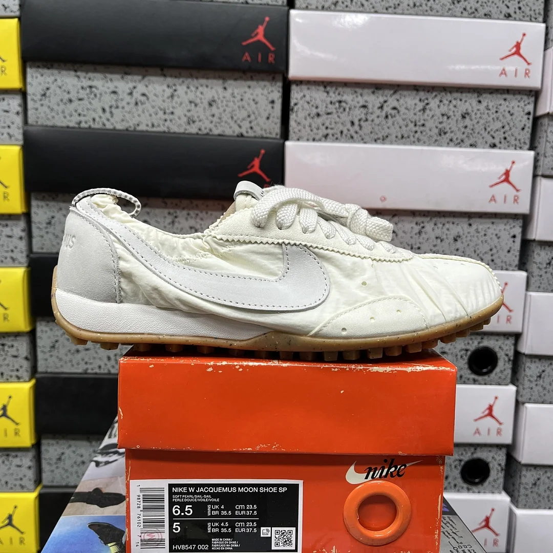 나이키 [GOD] HV8547-002 201596 Nike Moon Shoe SP
