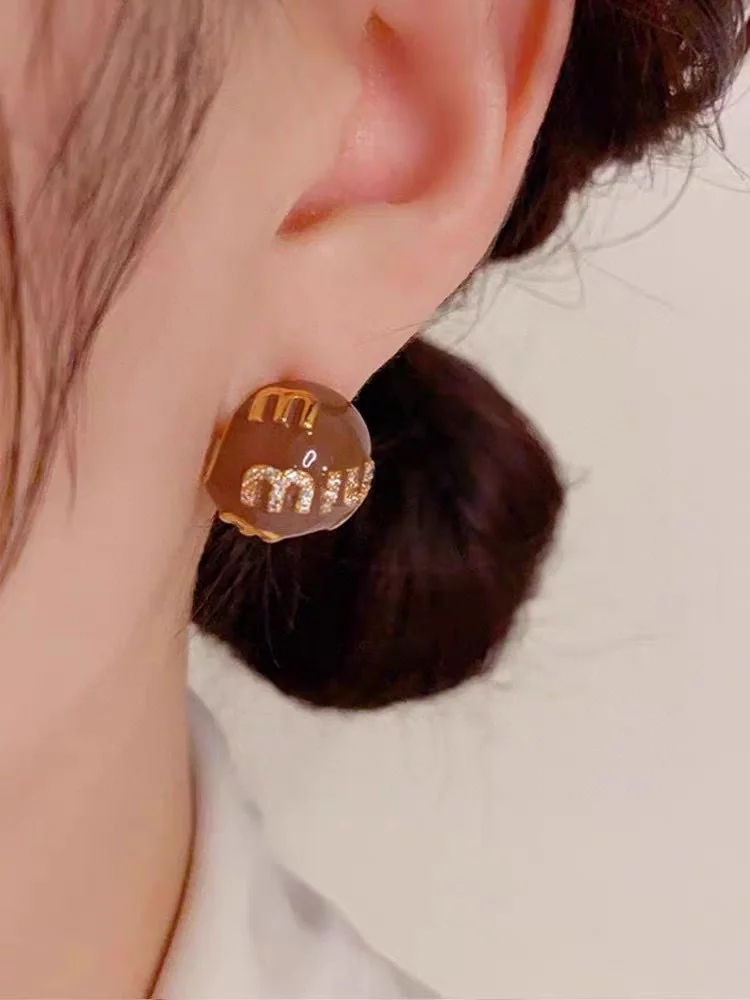 미우미우 이니셜 황동 귀걸이 상세 이미지 1