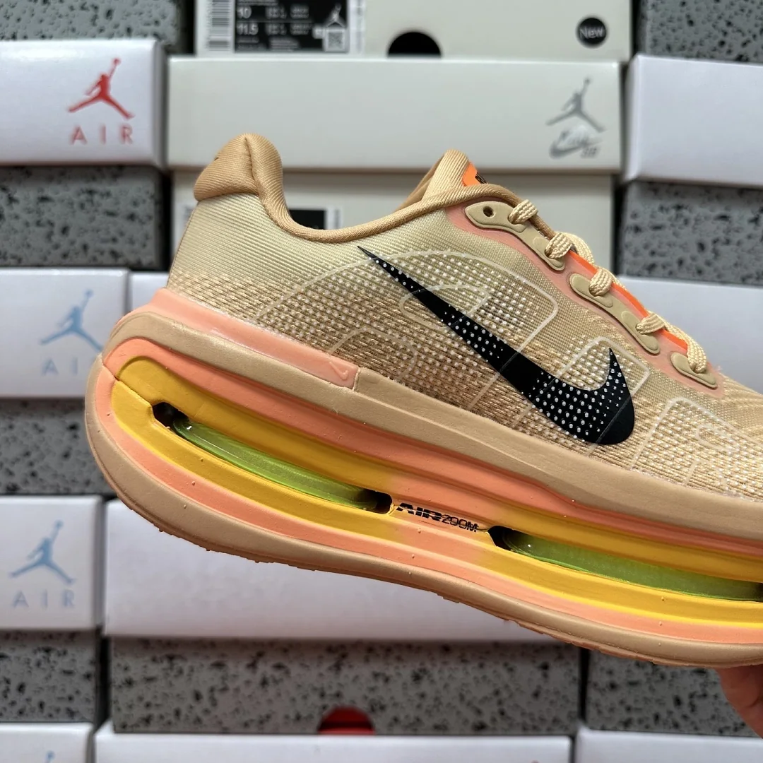 나이키 [5A] 보메로 프리미엄 오렌지 HQ2050-100 201629 Nike Vomero Premium 상세 이미지 9