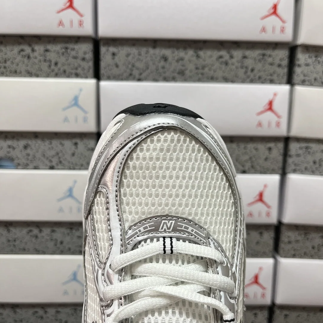 뉴발란스 [XY] 740 U740NW2 202068 New Balance 740 White Silver Metallic Navy 상세 이미지 8