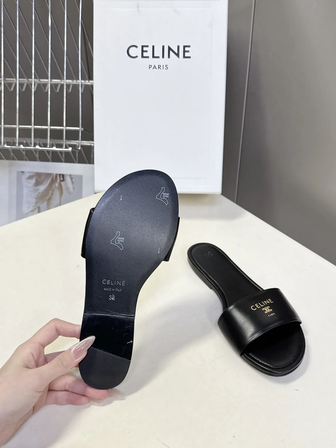 셀린느 개선문 스타일 빈티지 로마 샌들 상세 이미지 9