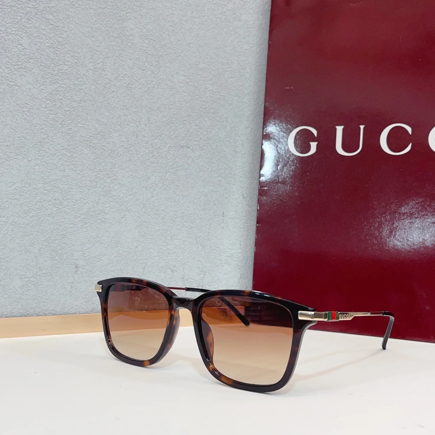 구찌 선글라스 56622 Gucci Sunglasses 상세 이미지 1