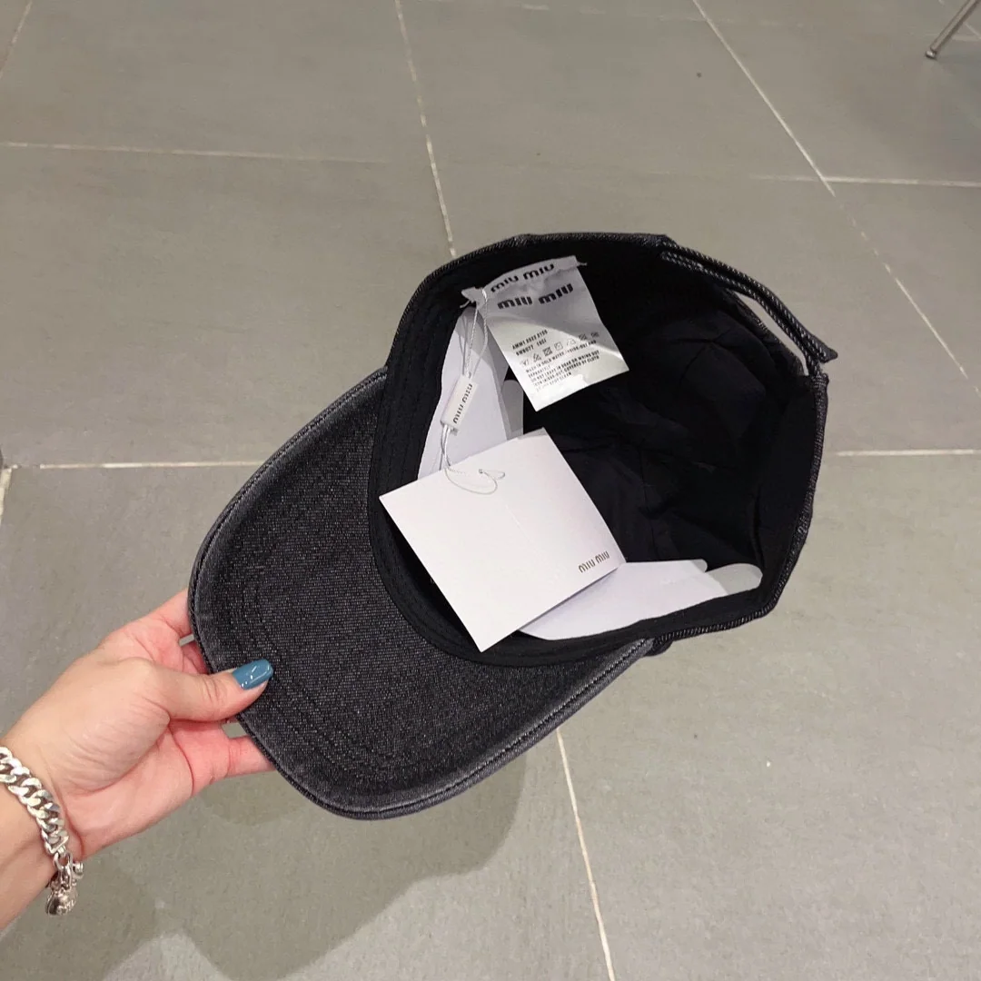 미우미우 모자 81081 Miu Miu Cap 상세 이미지 5