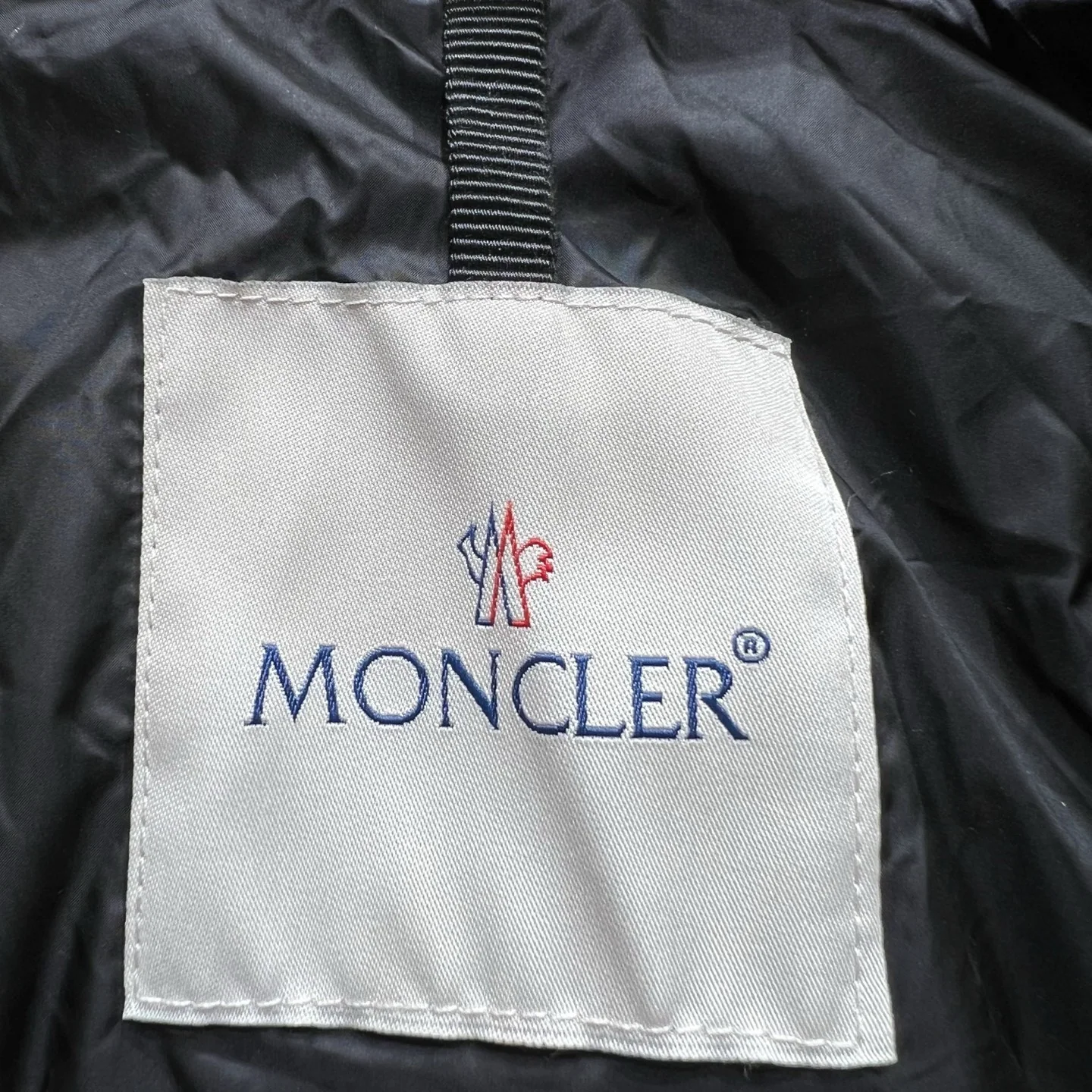 몽클레어 플뢰르 숏 여성 패딩 재킷 상세 이미지 7