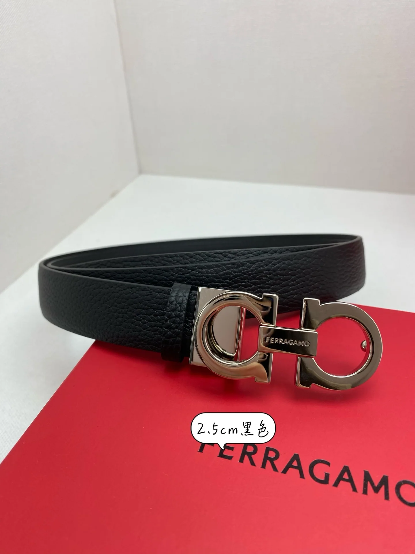 페레가모 간치오 더블 버클 여성 소가죽 벨트 상세 이미지 1