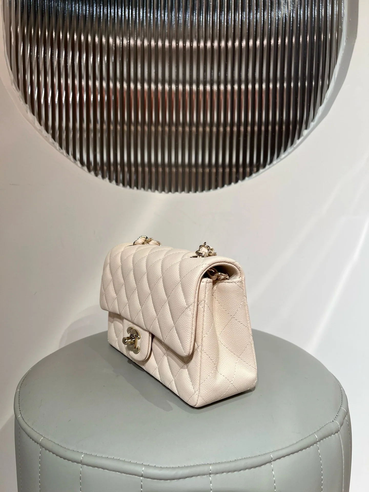 샤넬 가방 상세 이미지 2