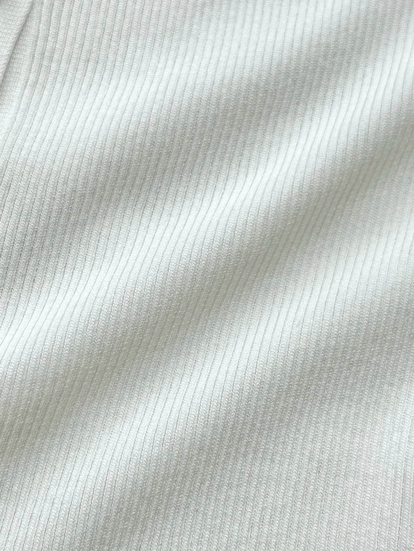 샤넬 더블 C 메탈 버클 슬림핏 니트 가디건 상세 이미지 6