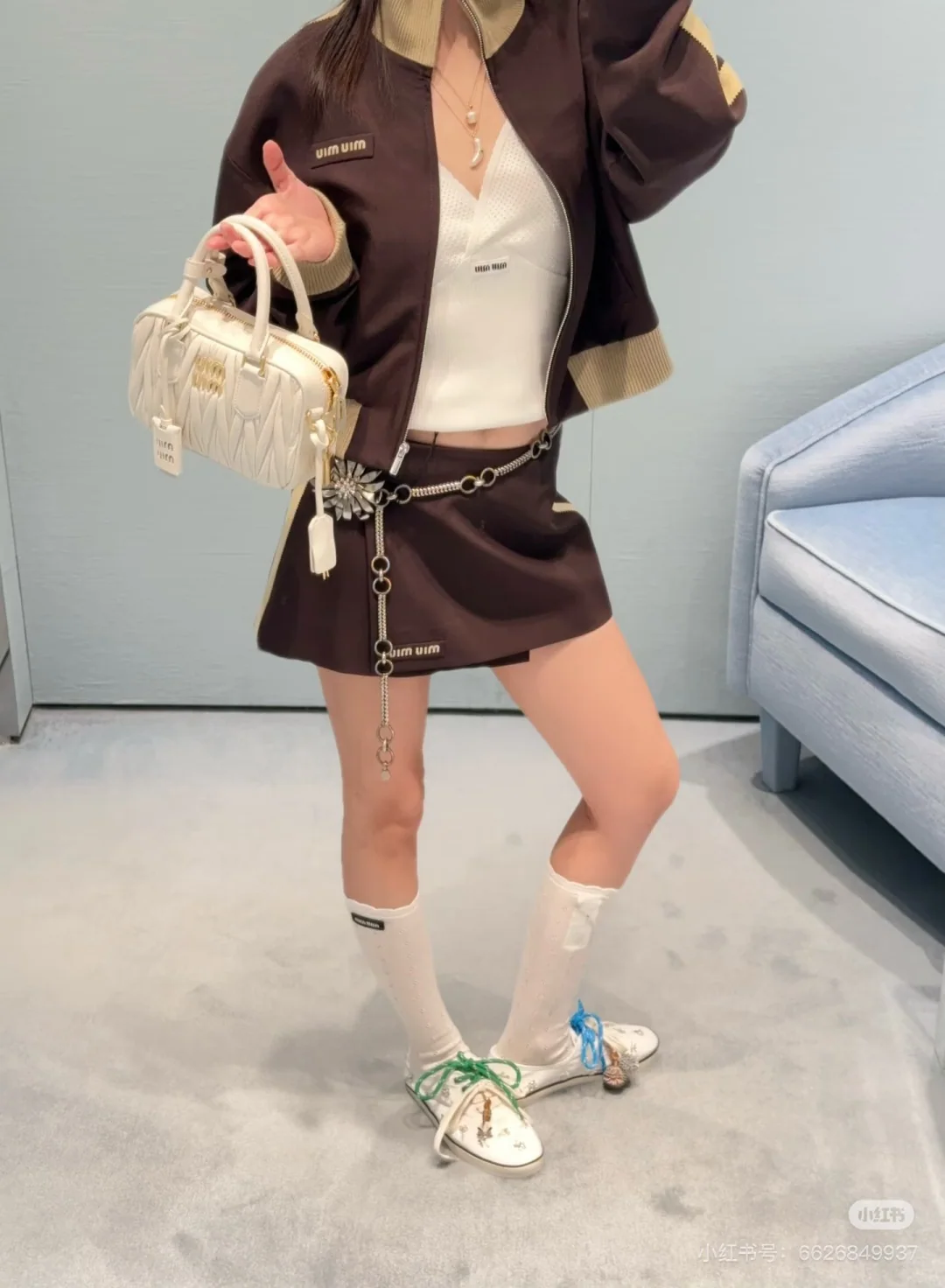 미우미우 사이드 스트라이프 자수 여성 자켓 상세 이미지 8