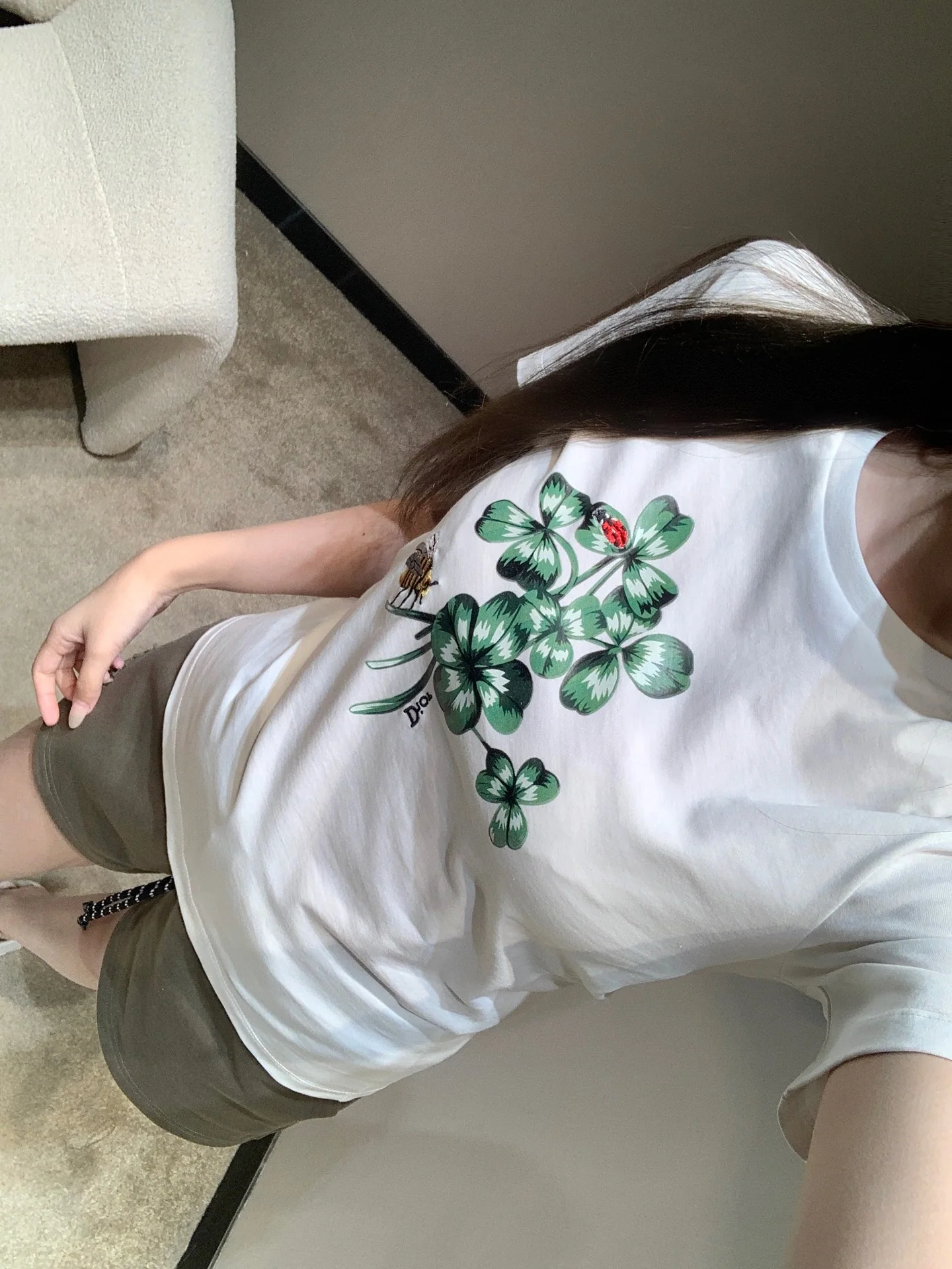 디올 꽃무늬 자수 코튼 반팔 티셔츠 26 SS 상세 이미지 5