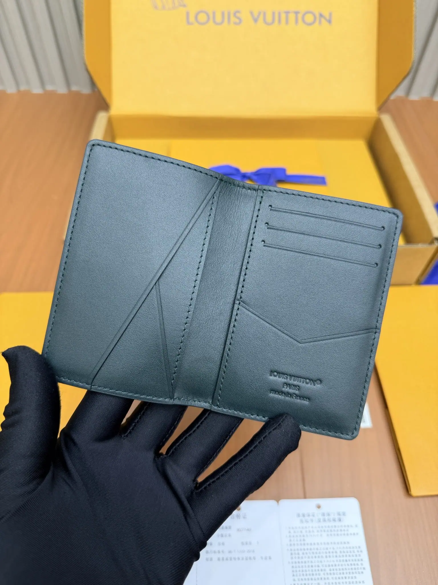 루이비통 올 스틸 지갑 상세 이미지 8