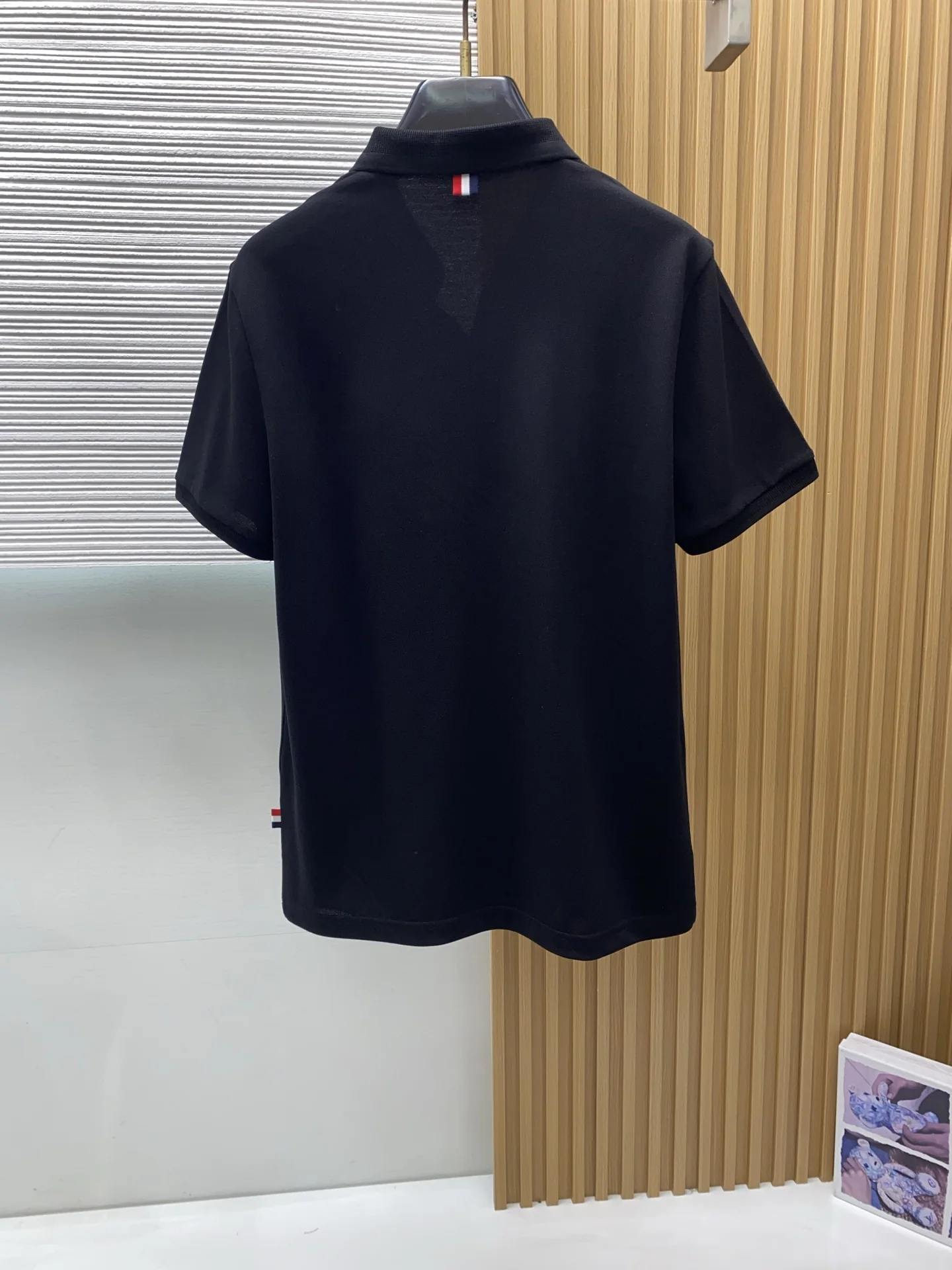 몽클레어 클래식 남성 반팔 폴로셔츠 상세 이미지 9