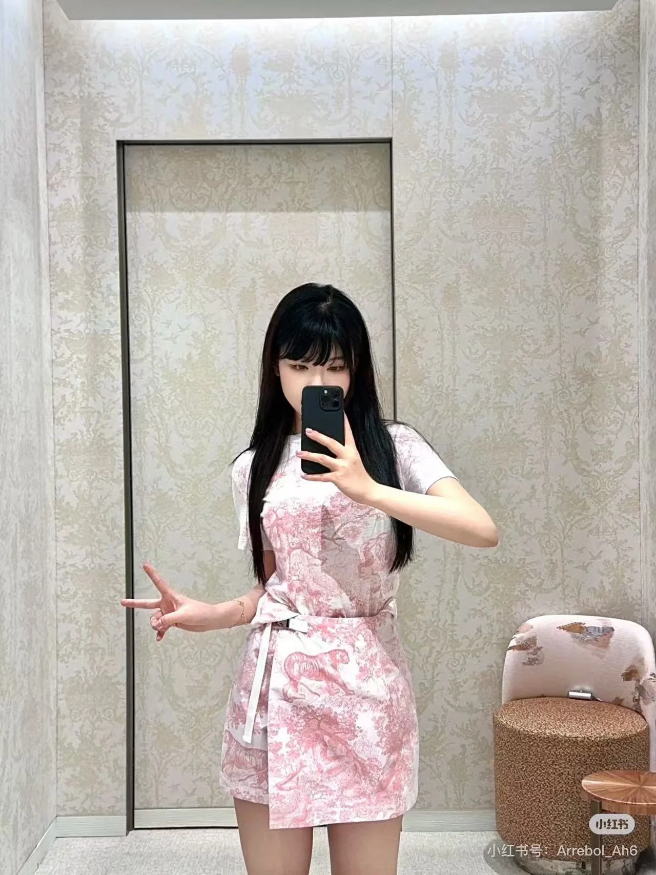 디올 소바쥬 프린트 여성 반팔 티셔츠 상세 이미지 2