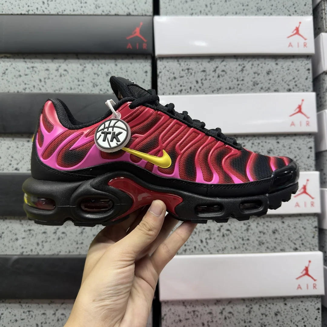 나이키 [TK] 에어 맥스 플러스 DA1472-600 201976 Nike Air Max Plus Supreme University Red 상세 이미지 6