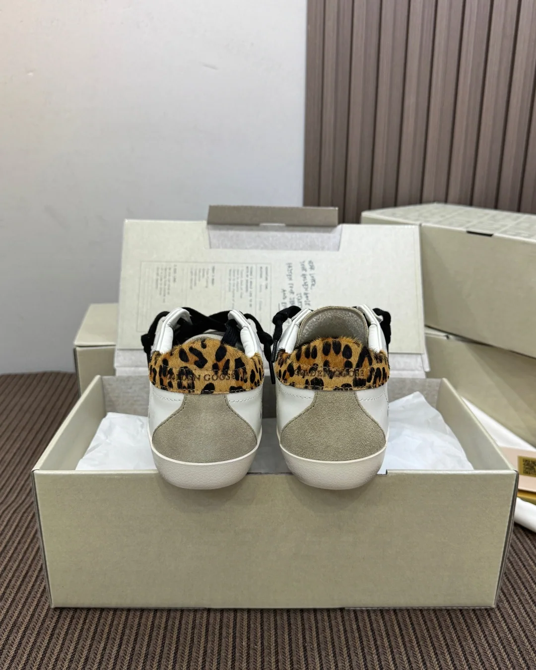 골든구스 플랫폼 데미지 스니커즈 상세 이미지 8