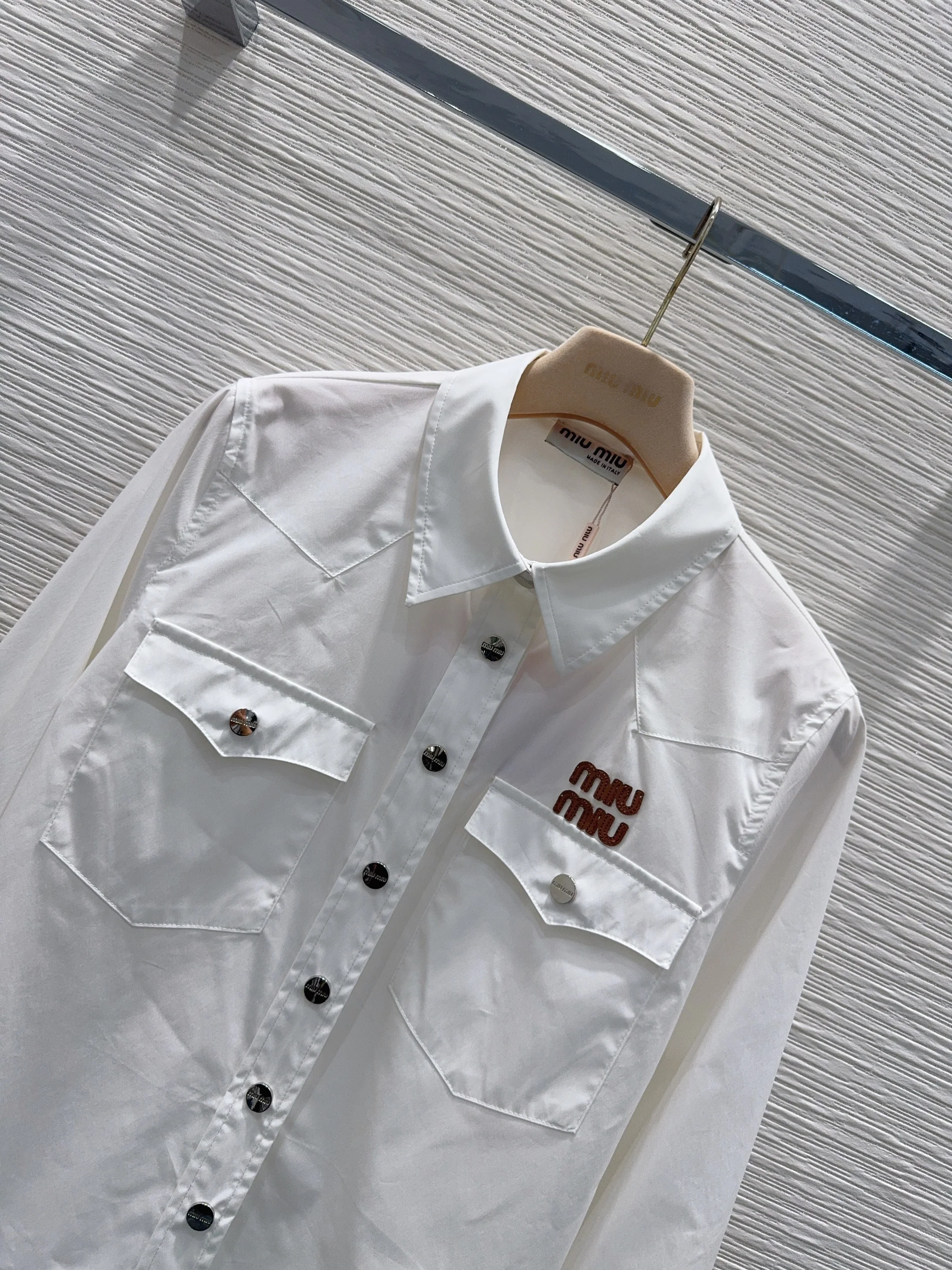 미우미우 2026 SS 여성 셔츠 97195 Miu Miu Shirt 상세 이미지 11