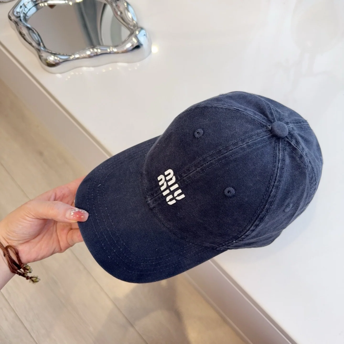 미우미우 모자 80896 Miu Miu Cap 상세 이미지 4