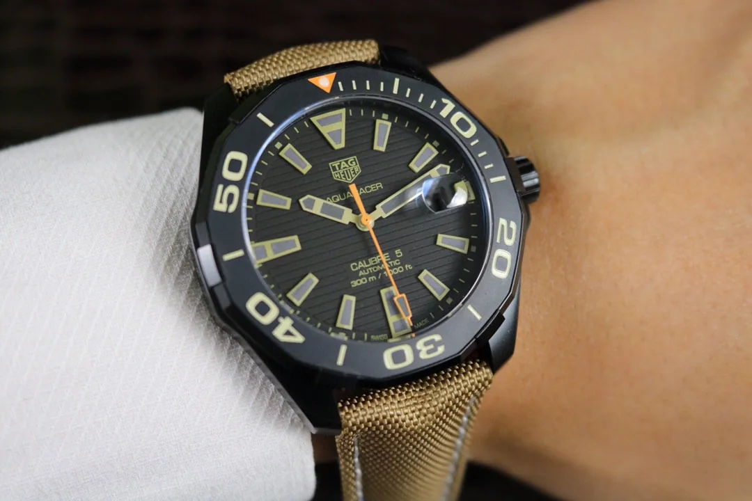 태그호이어 아쿠아레이서 다이버 오토매틱 남성 시계 레플리카 45492 TAG Heuer 상세 이미지 9