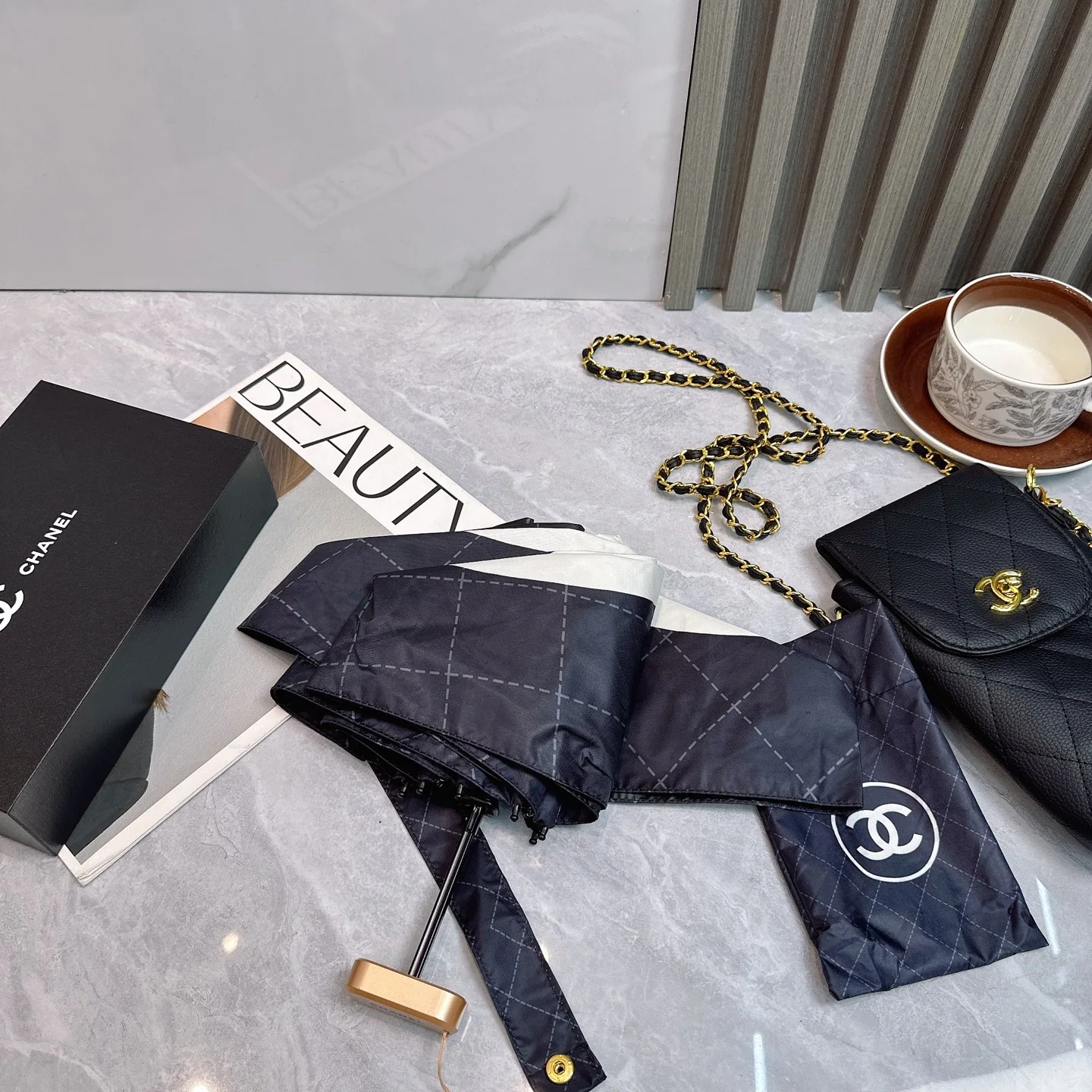 샤넬 우산 85343 Chanel Umbrella 상세 이미지 3