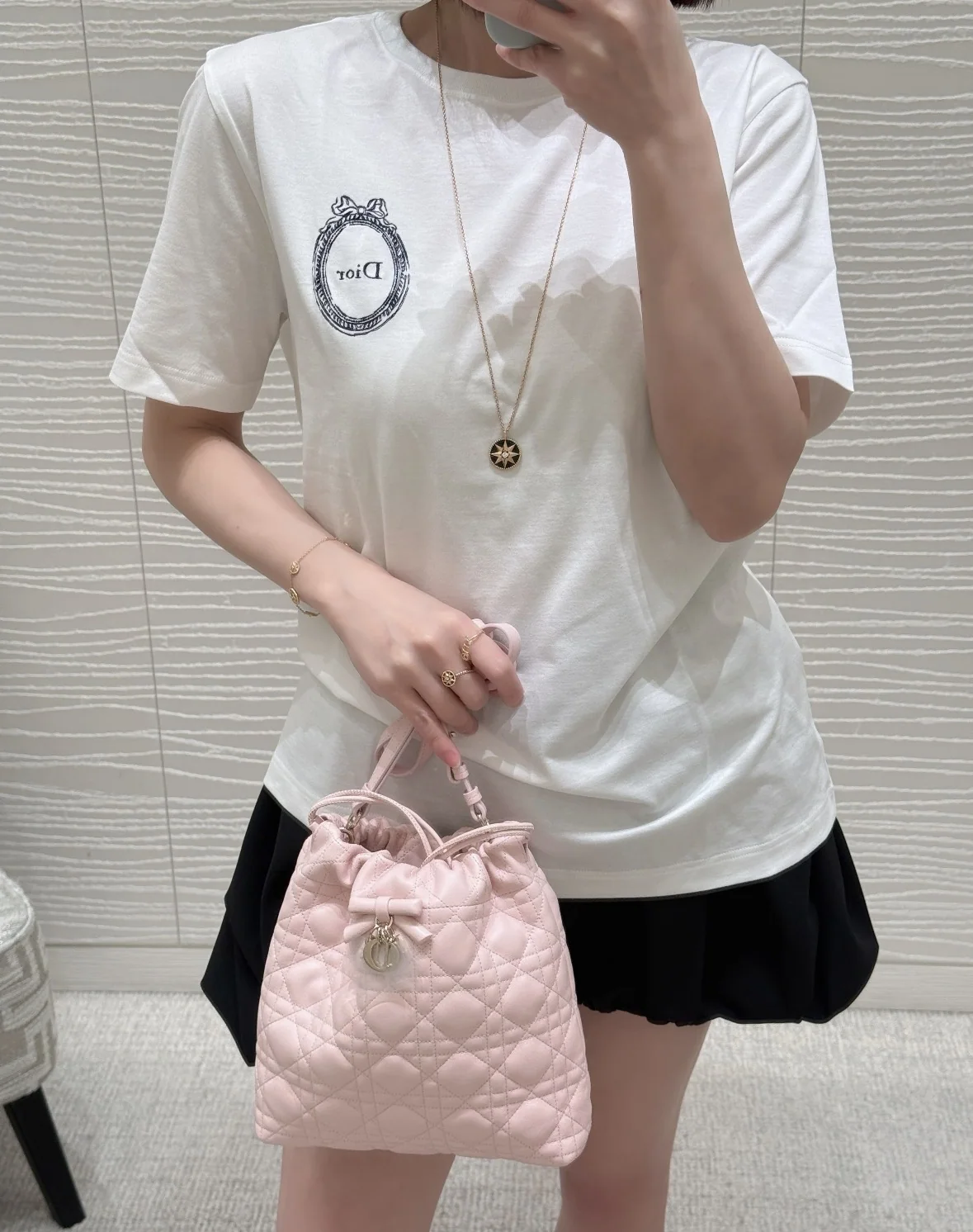 디올 여성 반팔 상세 이미지 3