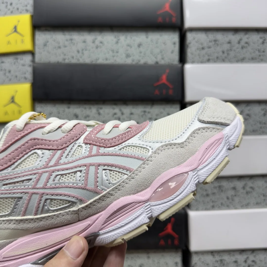 아식스 [WZ] 젤 NYC 1203A383-028 200464 Asics Gel-NYC Concrete Barely Rose 상세 이미지 2
