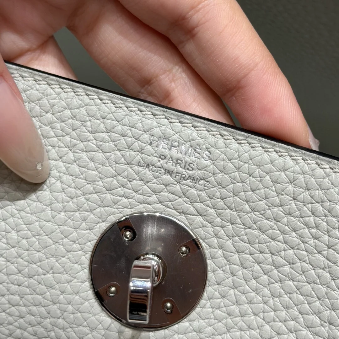 에르메스 린디 26 블루글래셔 가방 상세 이미지 9