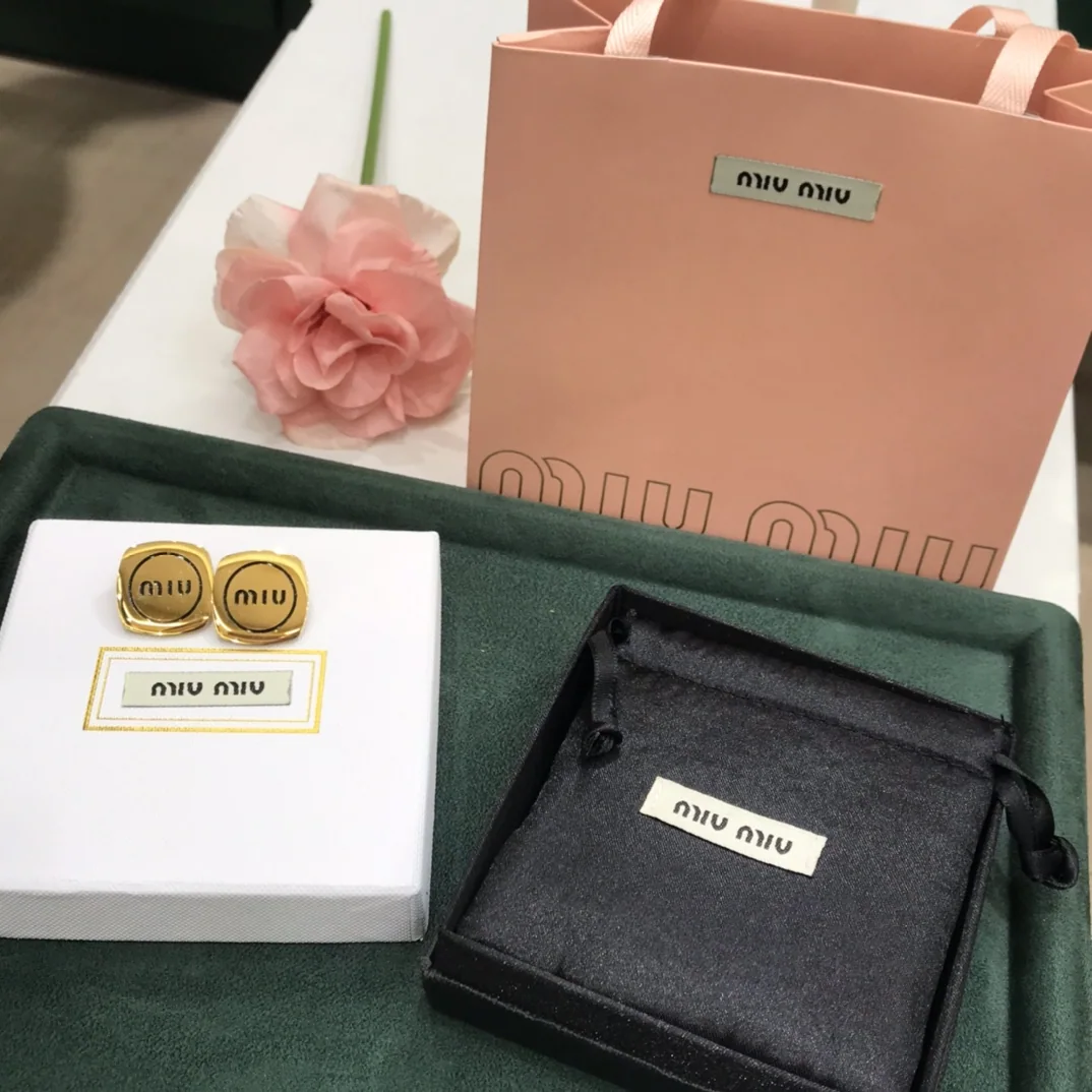 미우미우 빈티지 귀걸이 상세 이미지 1