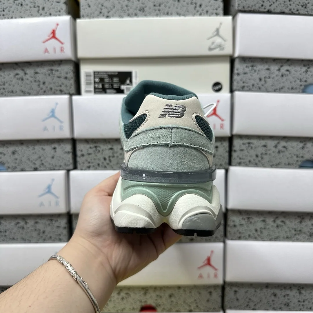 뉴발란스 [C] 9060 U9060FG 202172 New Balance 9060 상세 이미지 3