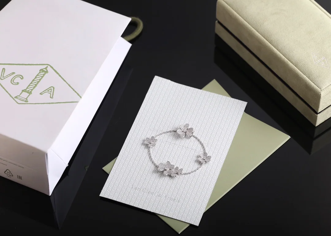 반클리프앤아펠 목걸이 63972 Van Cleef & Arpels Necklace 상세 이미지 4