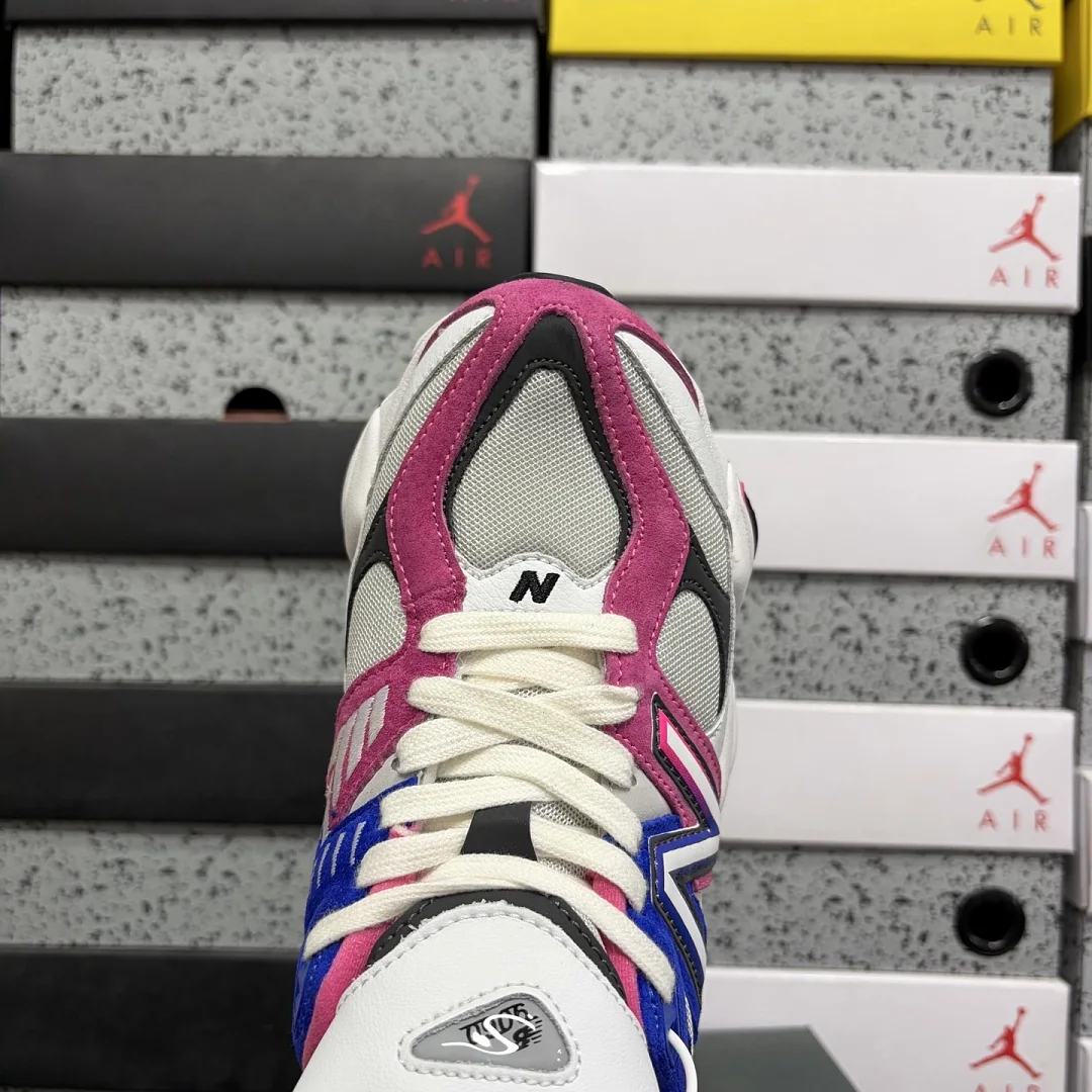뉴발란스 [C] 9060 화이트 핑크 블루 U9060NB9 202082 New Balance 9060 상세 이미지 4
