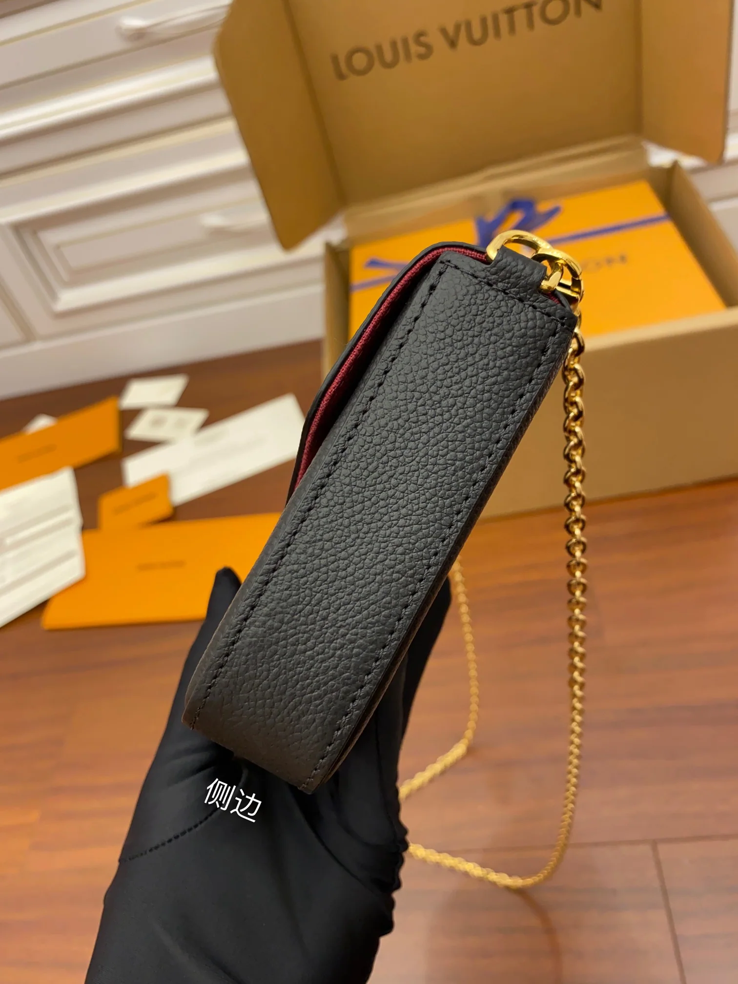 루이비통 M80482 가방 상세 이미지 5