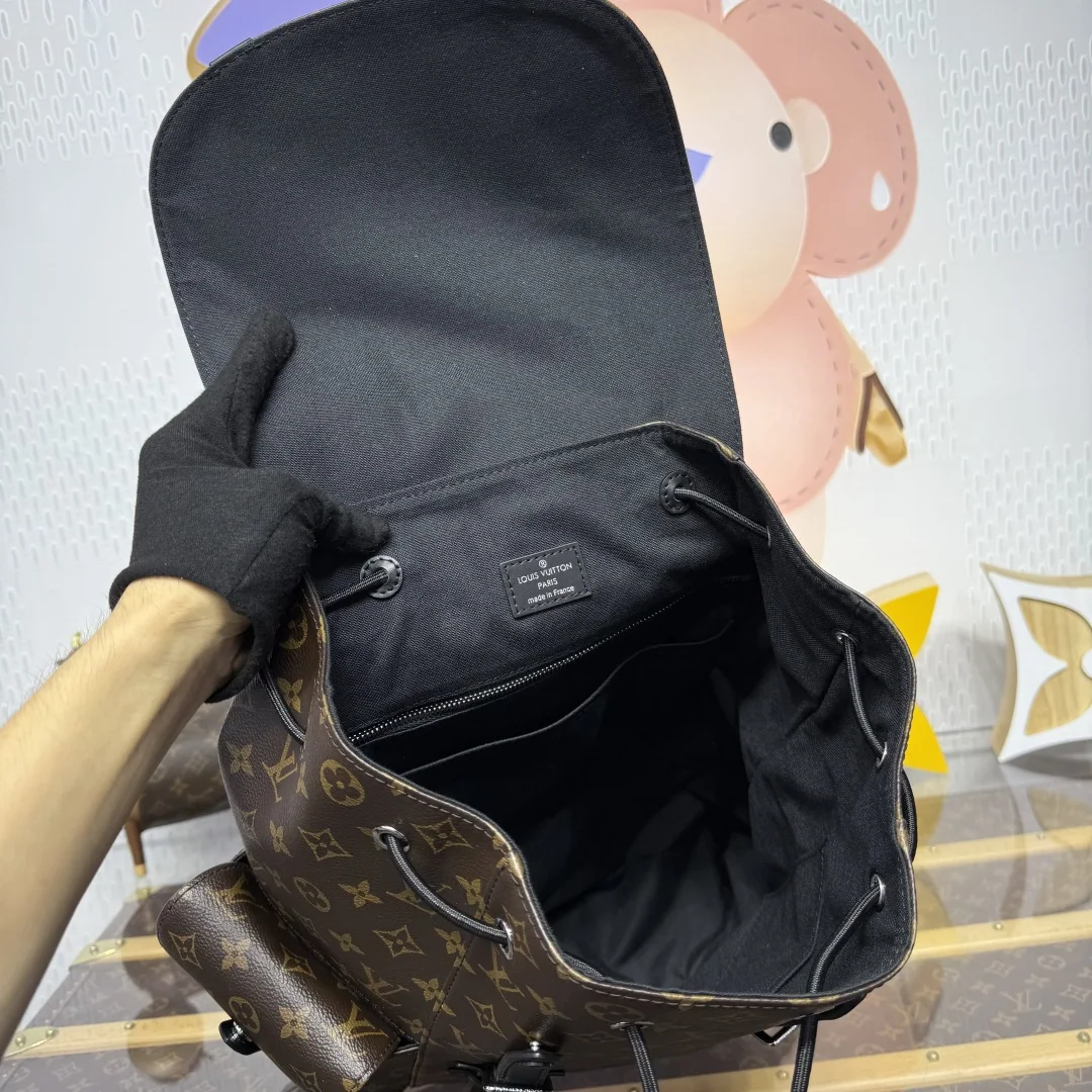 루이비통 모노그램 크리스토퍼 미디엄 가방 M43735 상세 이미지 9