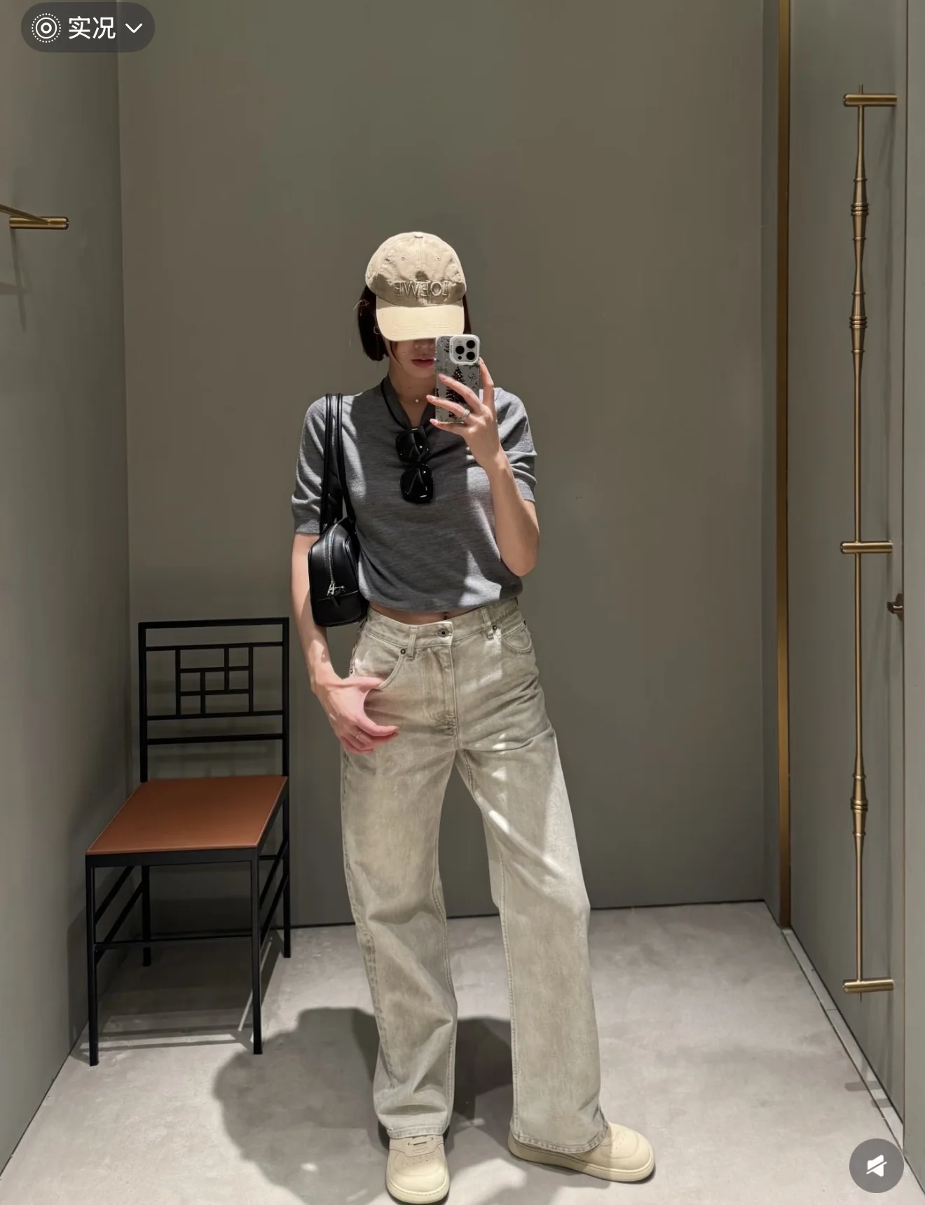 로에베 자수 타이다이 반팔 티셔츠 상세 이미지 3