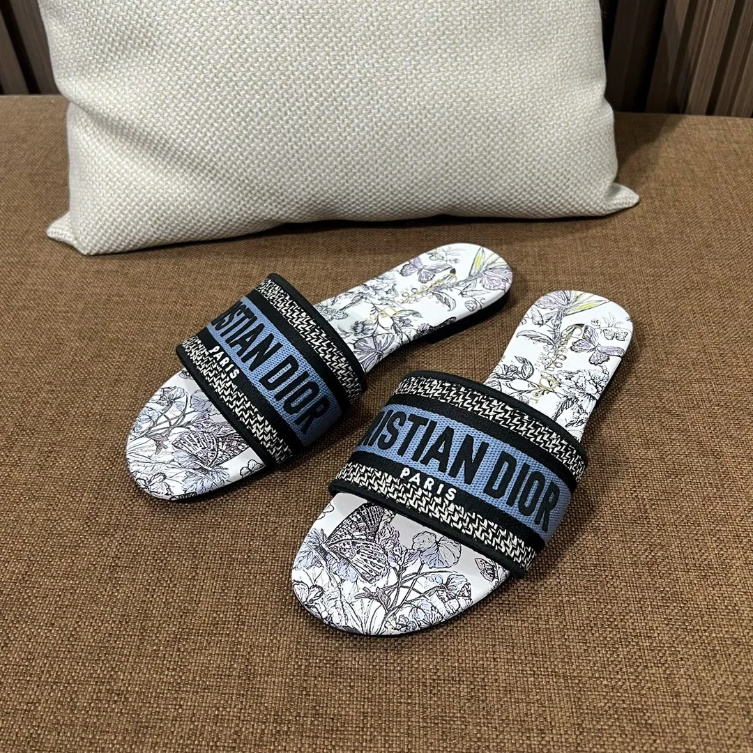 디올 자수 캔버스 샌들 상세 이미지 4