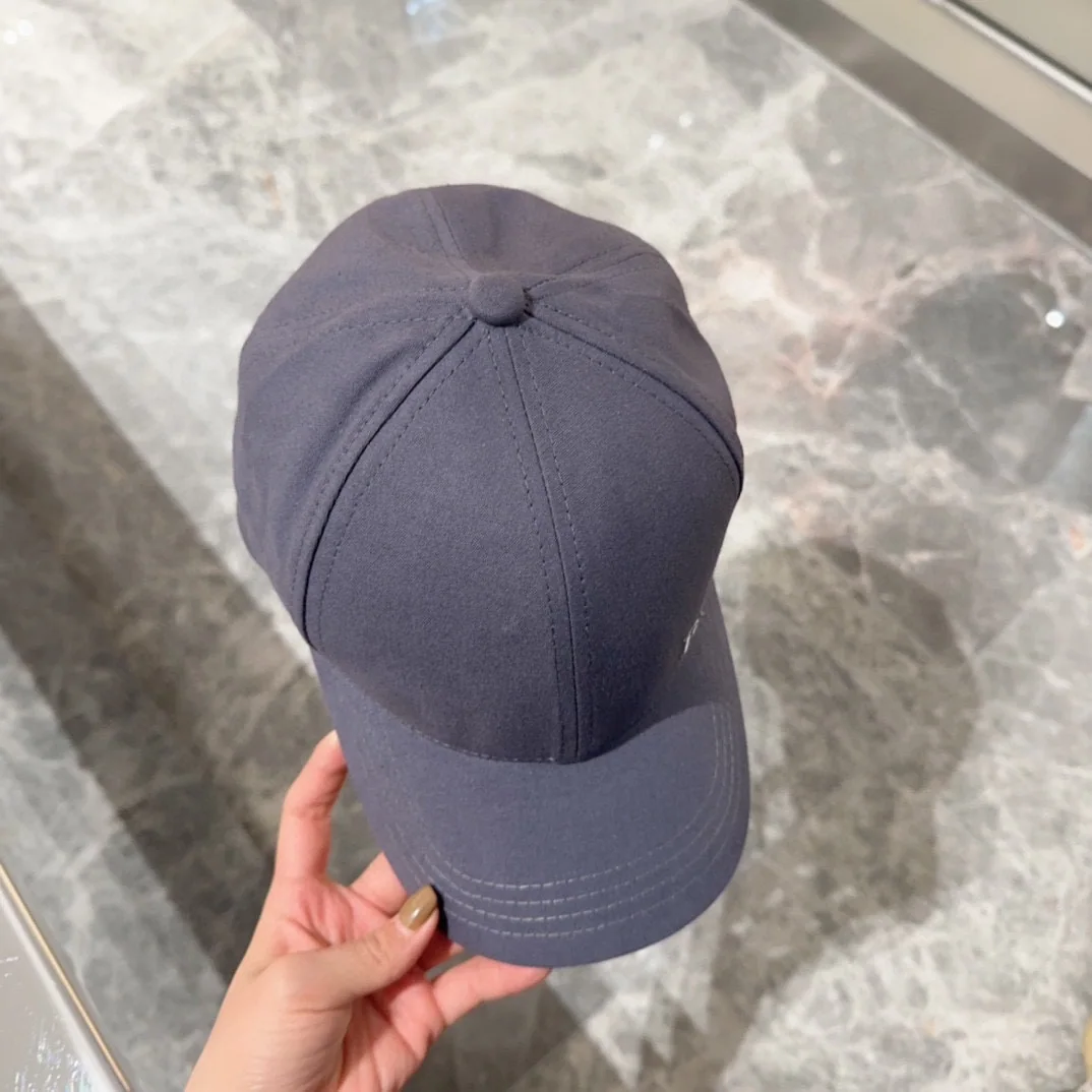 디올 심플 스트랩 야구모자 상세 이미지 3