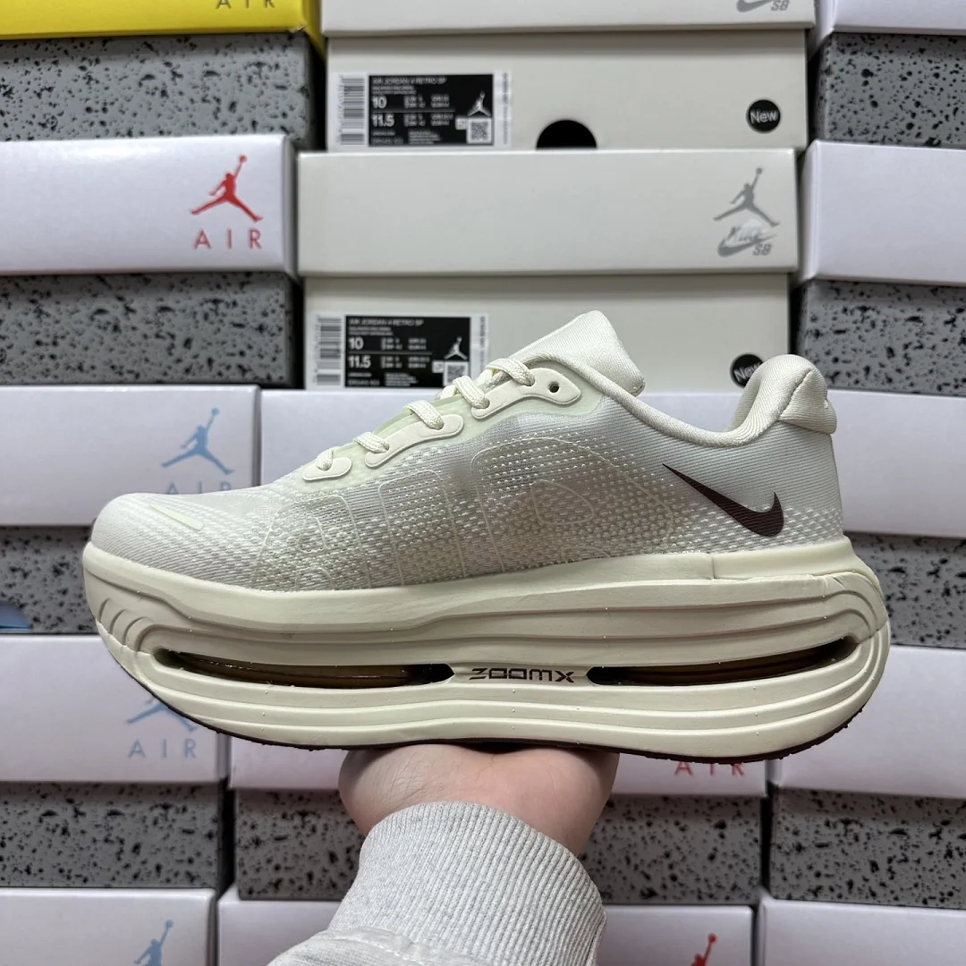 나이키 [5A] 보메로 프리미엄 아이보리 HQ2050-700 201634 Nike Vomero Premium 상세 이미지 3