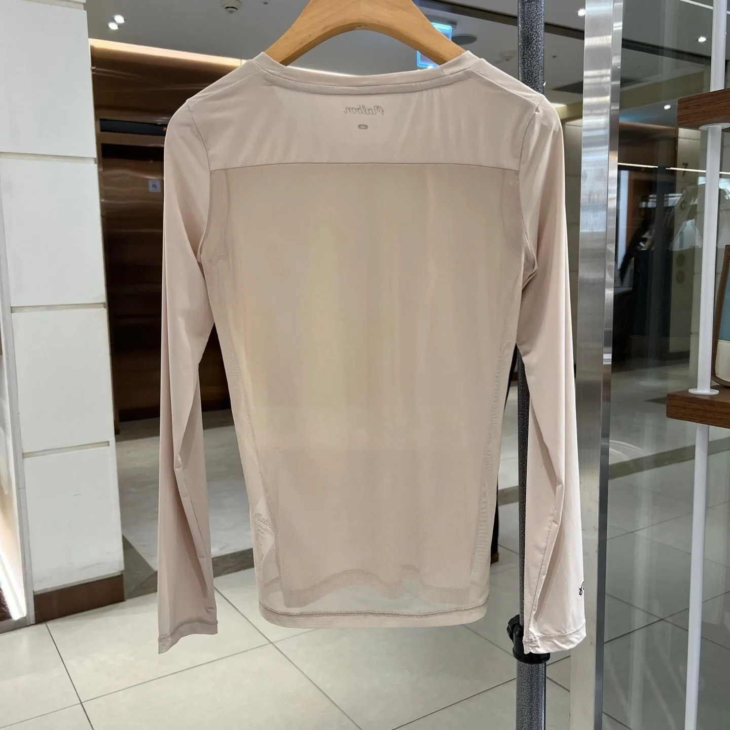 말본 여성 아이스실크 쿨링 메시 베이스 레이어 탑 상세 이미지 5