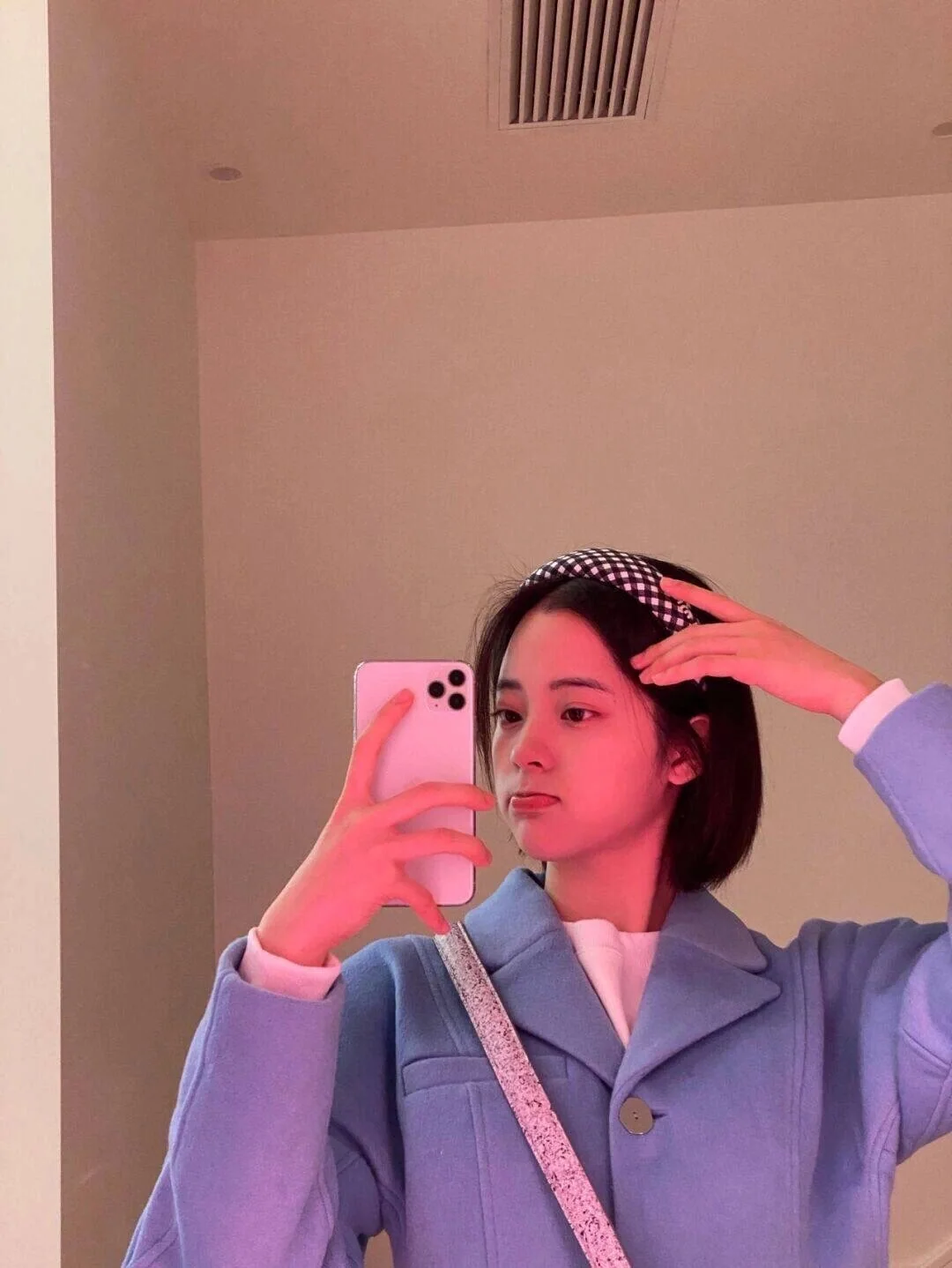 미우미우 깅엄체크 벨벳 헤드밴드 상세 이미지 2
