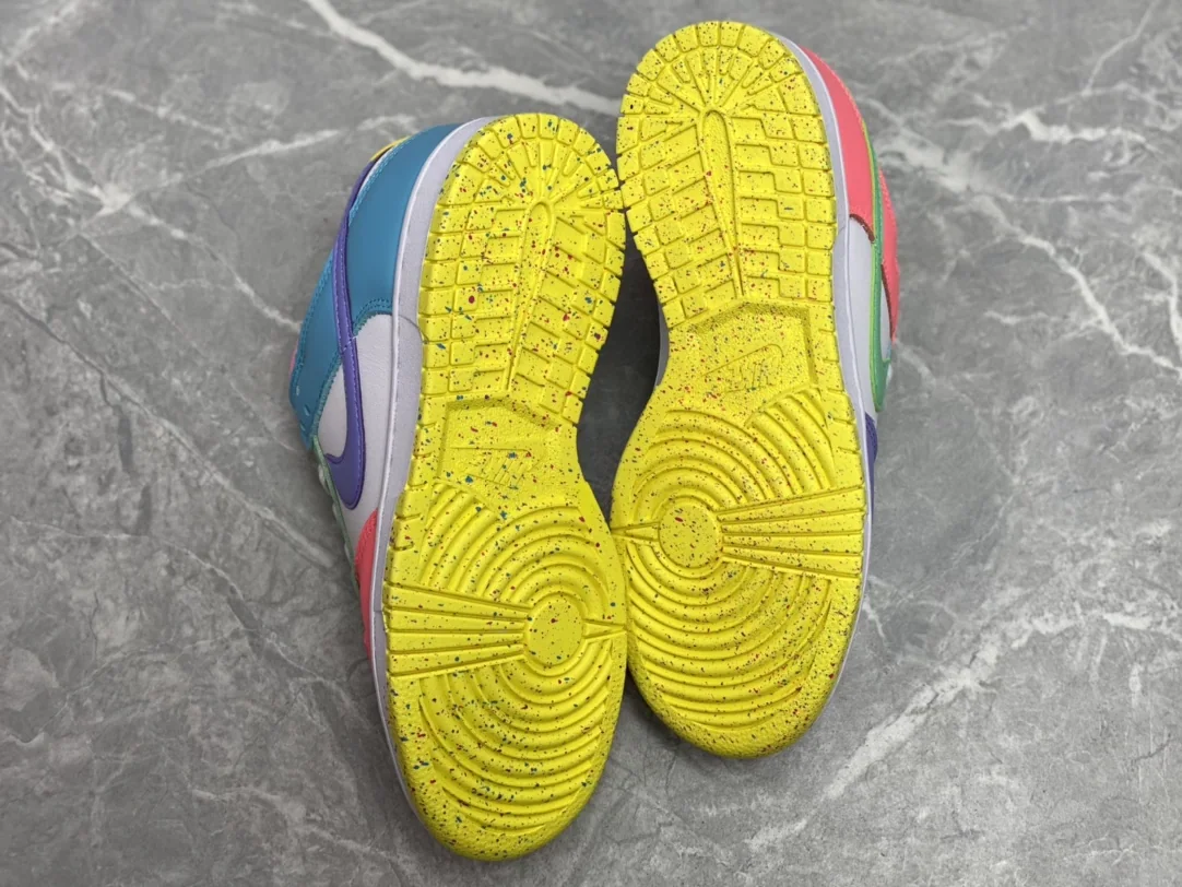나이키덩크 Wmns SB Dunk Low SE Easter 농구화 상세 이미지 6