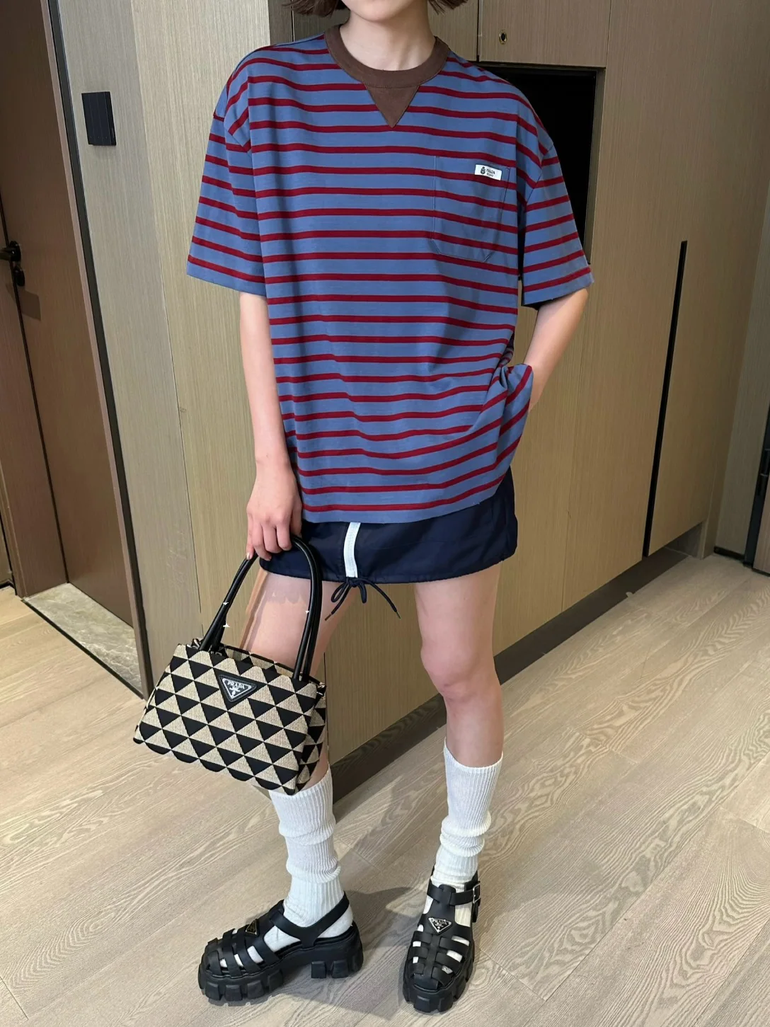 프라다 남성 반팔 26SS 상세 이미지 18