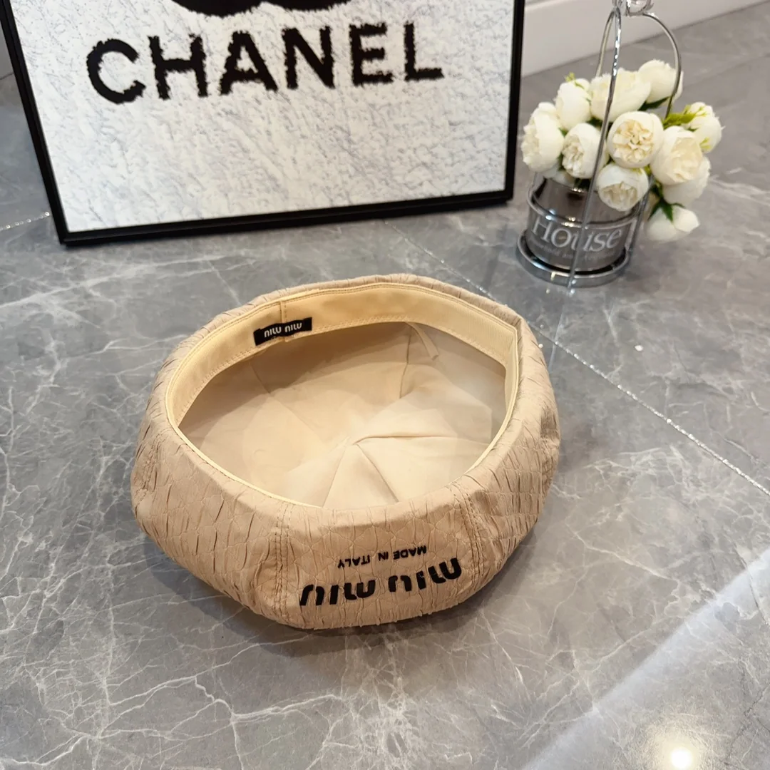 미우미우 모자 81084 Miu Miu Cap 상세 이미지 8