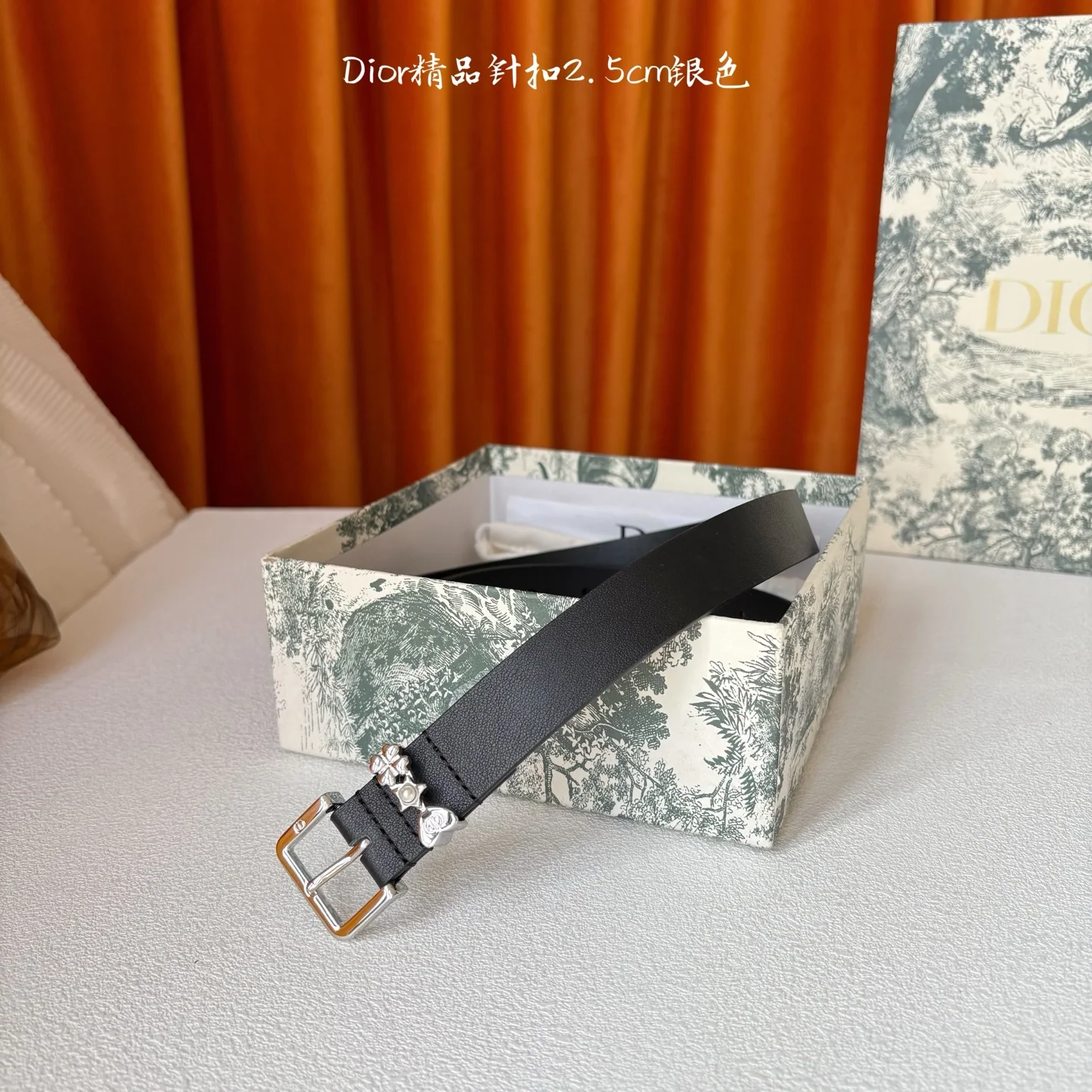 디올 카프스킨 골드 CD 버클 벨트 상세 이미지 1