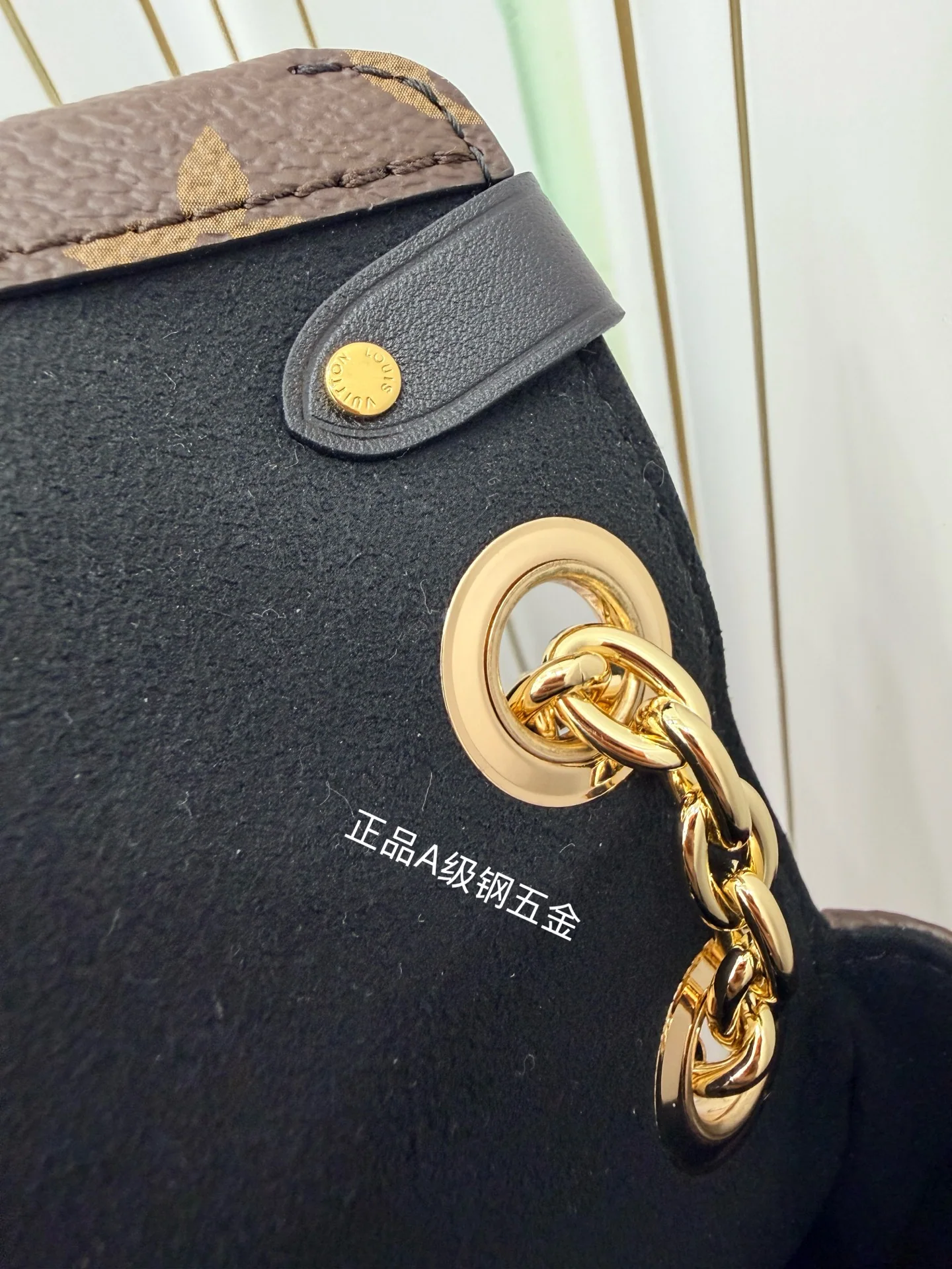 루이비통 다이아몬드 패턴 가방 M27266 상세 이미지 7