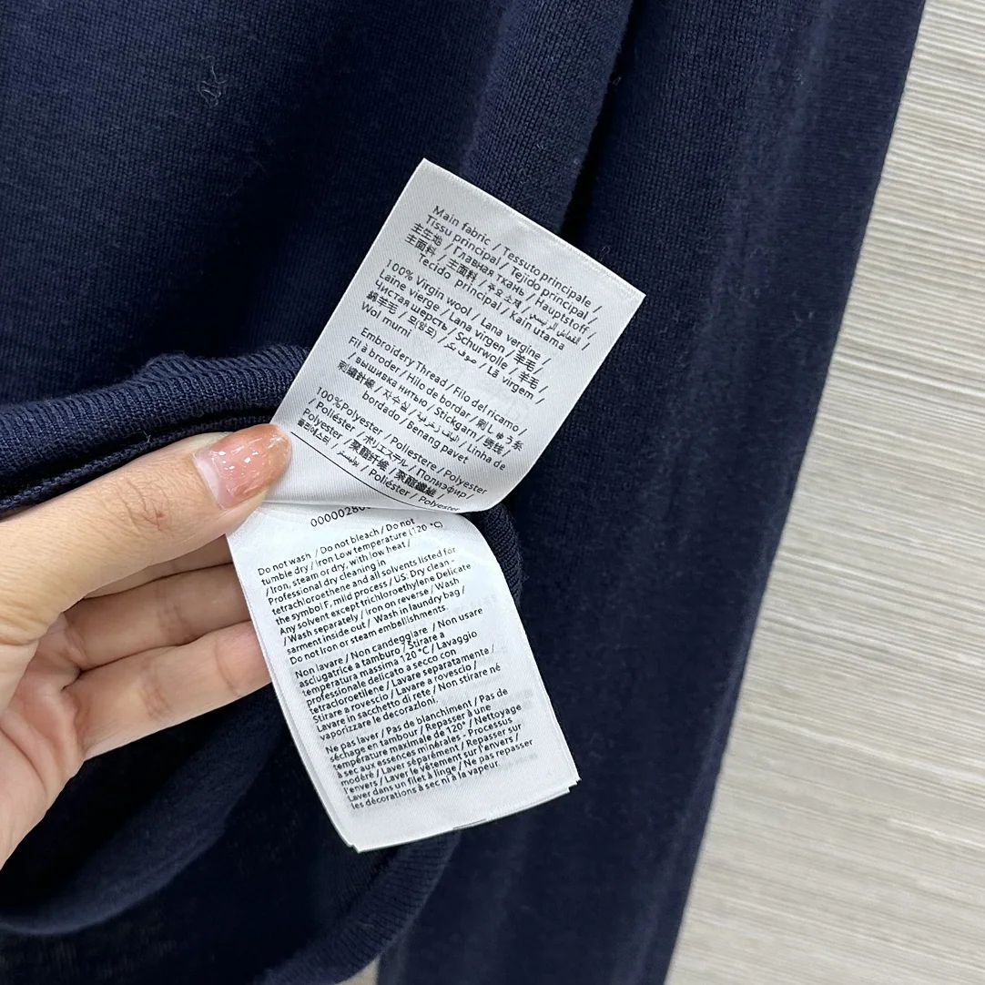 발렌티노 메탈릭 자수 실크 캐시미어 여성 긴팔 니트 탑 상세 이미지 9