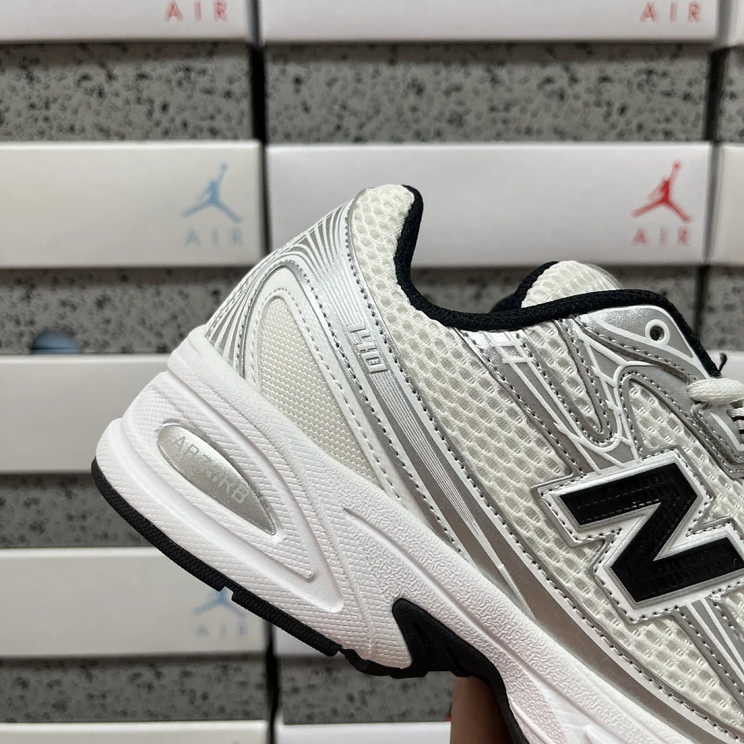 뉴발란스 [XY] 740 U740NW2 202068 New Balance 740 White Silver Metallic Navy 상세 이미지 6