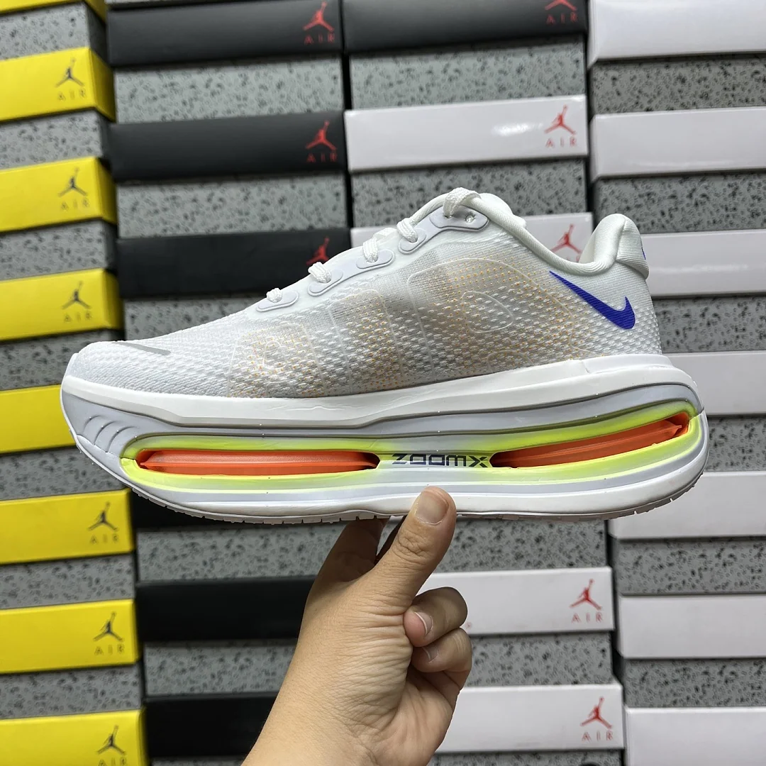 나이키 [M] 보메로 프리미엄 HQ2050-101 201674 Nike Vomero Premium White Lapis Total Orange 상세 이미지 8
